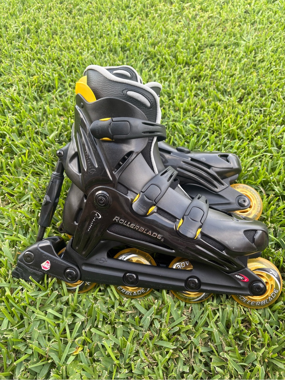 X5 Viablade Professional Inline Skates (New & Unused) Size 9
